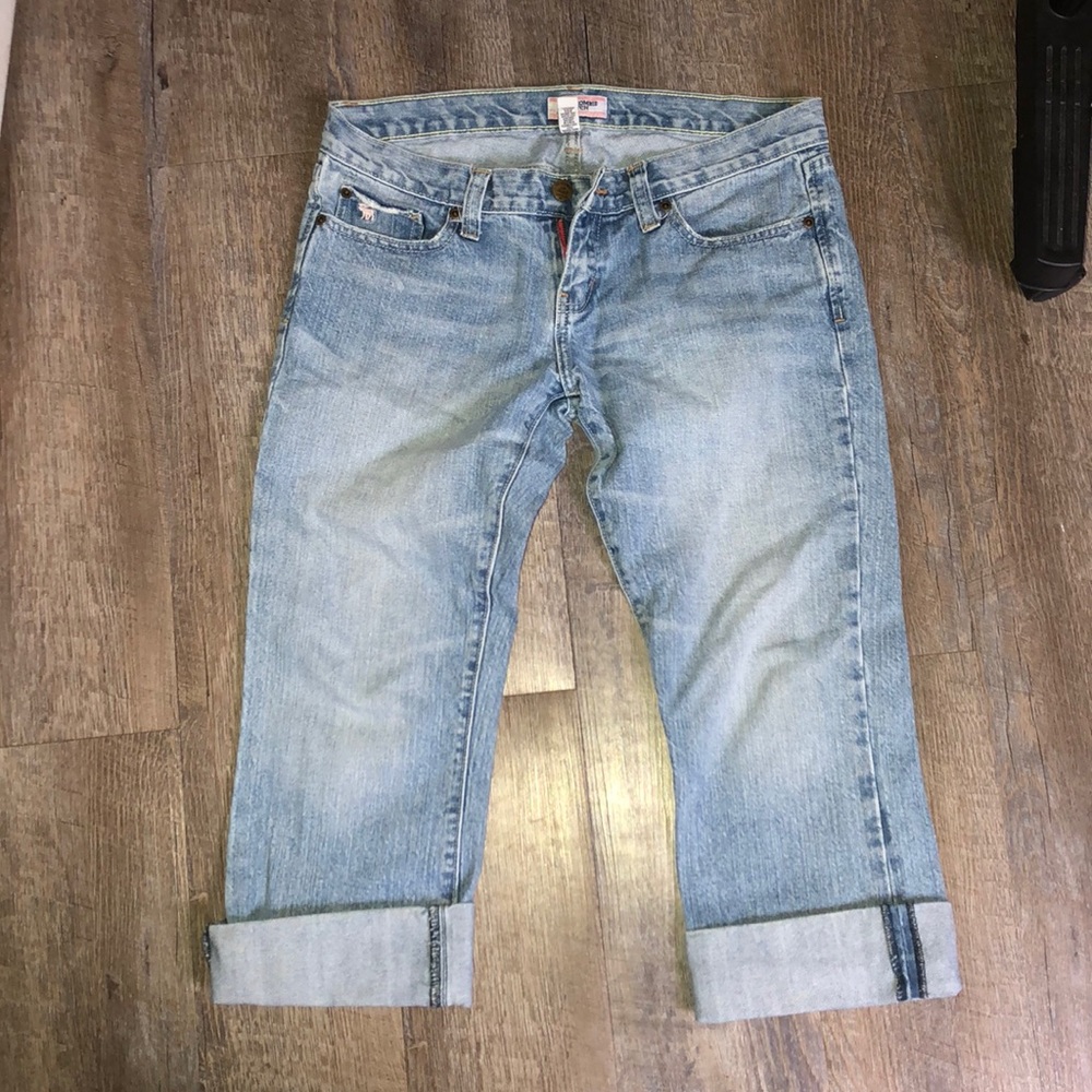Woman’s Abercrombie jeans size 6